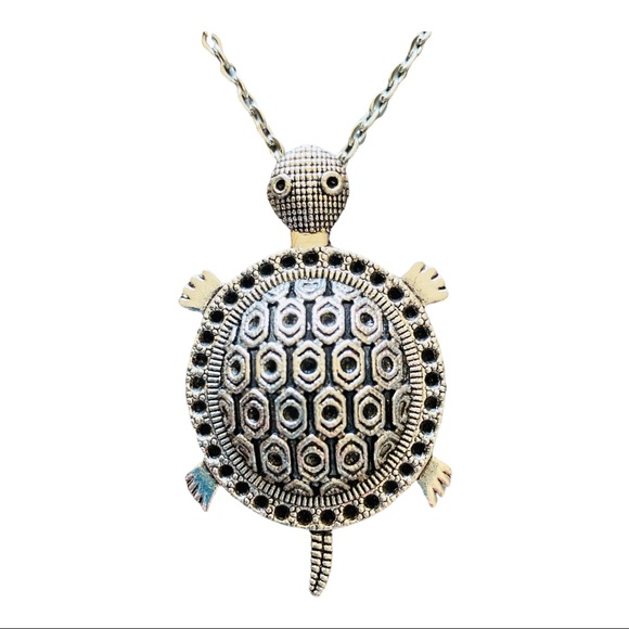 Jewelry - 2” Silver Turtle Necklace